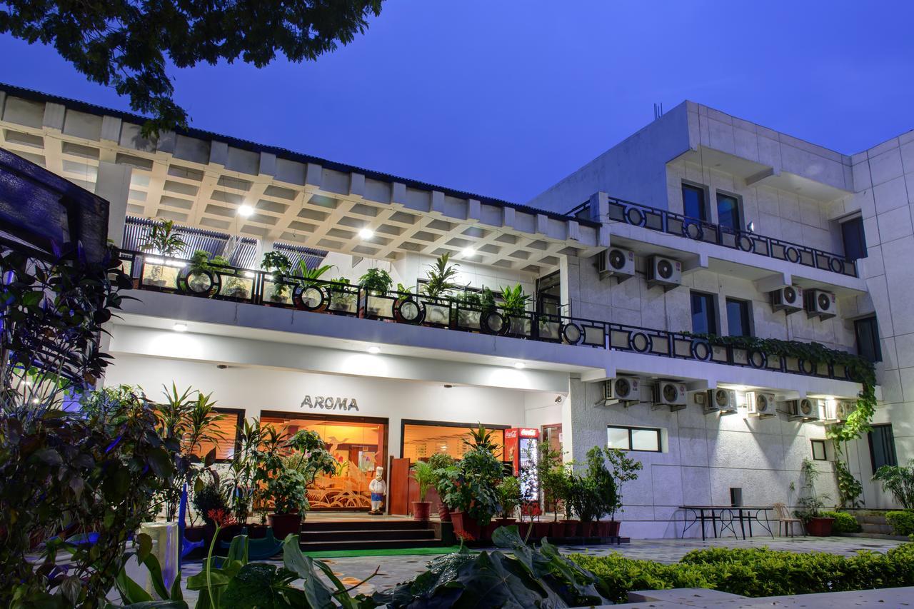 Blue Diamond The Hotel Korba Exterior foto