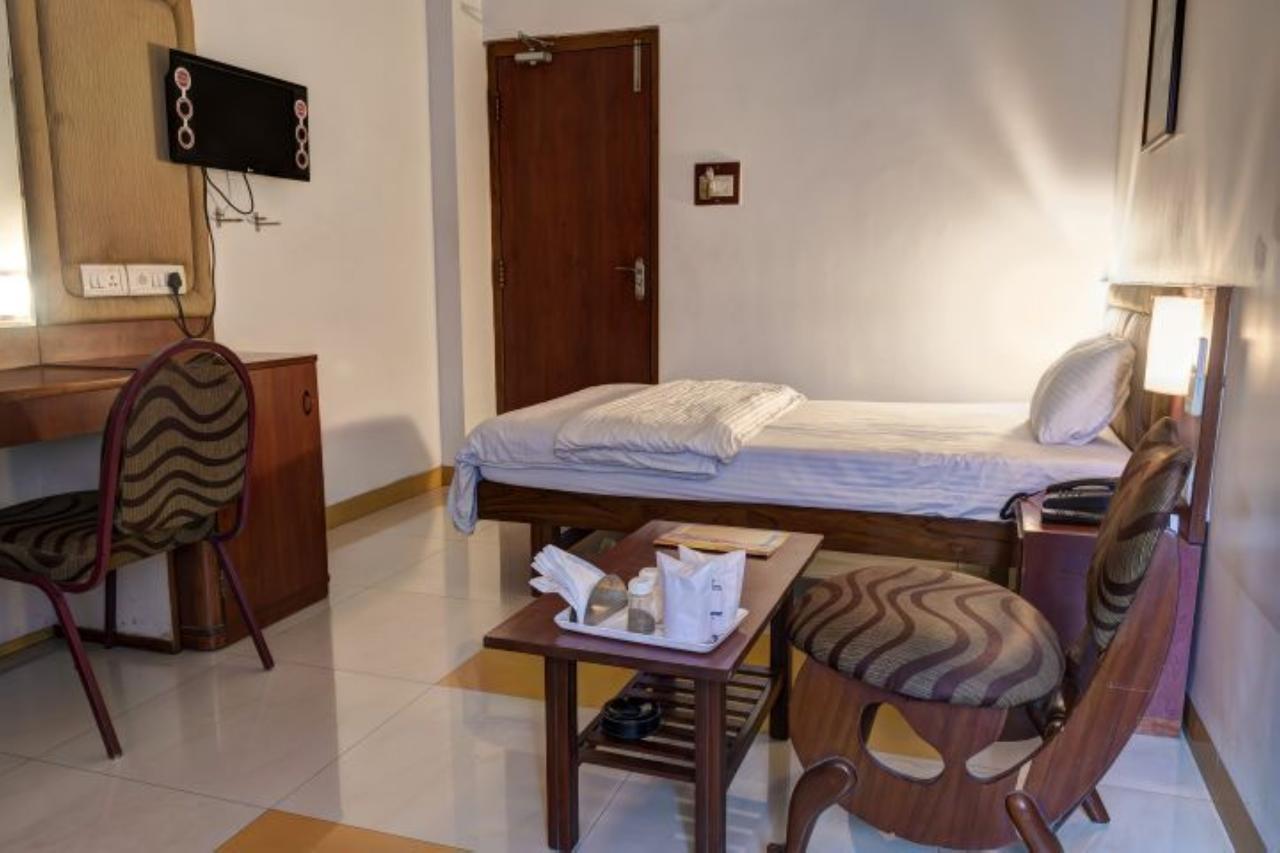 Blue Diamond The Hotel Korba Exterior foto